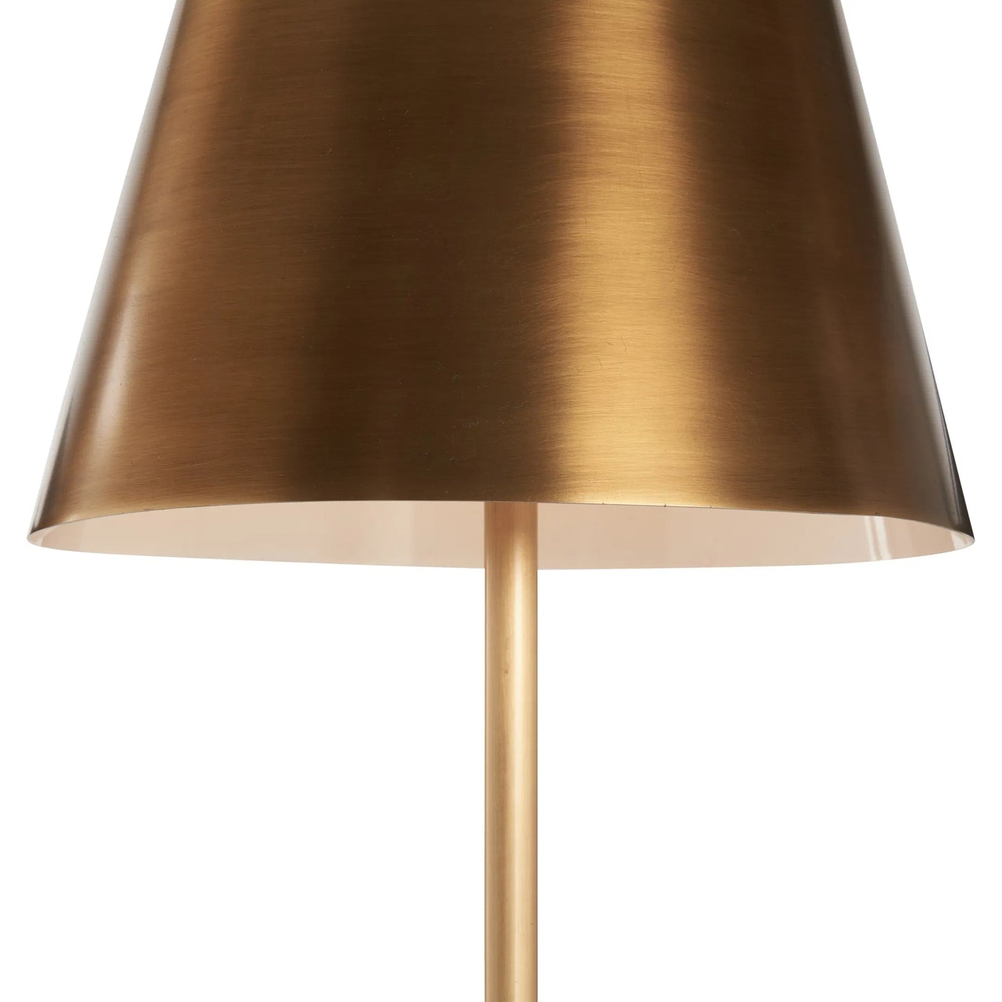 004 SI-2388069 | Additional Silo | Woodbury Table Lamp by Wildwood in antique brass. Made from unique in a unique style.