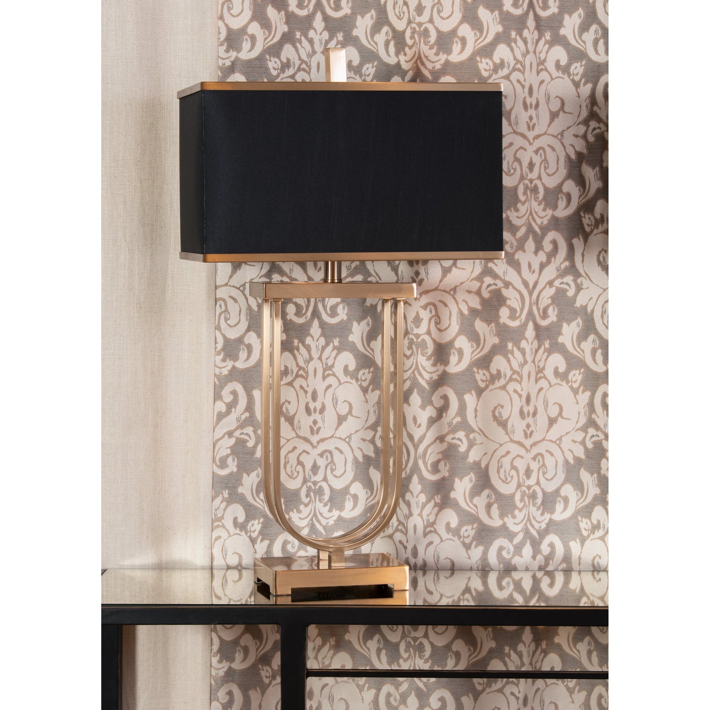 002 SR-384608 | Additional Silo | Valiant Lamp by Wildwood in antique brass. Made from other: metal in a transitional style.