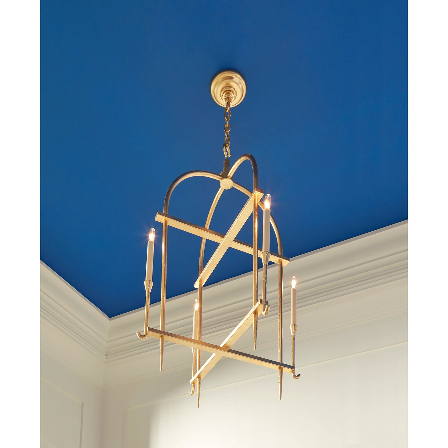 011 SR-837152 | Lifestyle | Diego Lantern by Wildwood. Made from unique in a transitional style.
