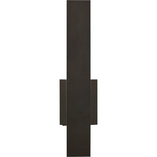 Blade 18 Outdoor Wall Sconce by Visual Comfort & Co.. Made from aluminum in a modern style.