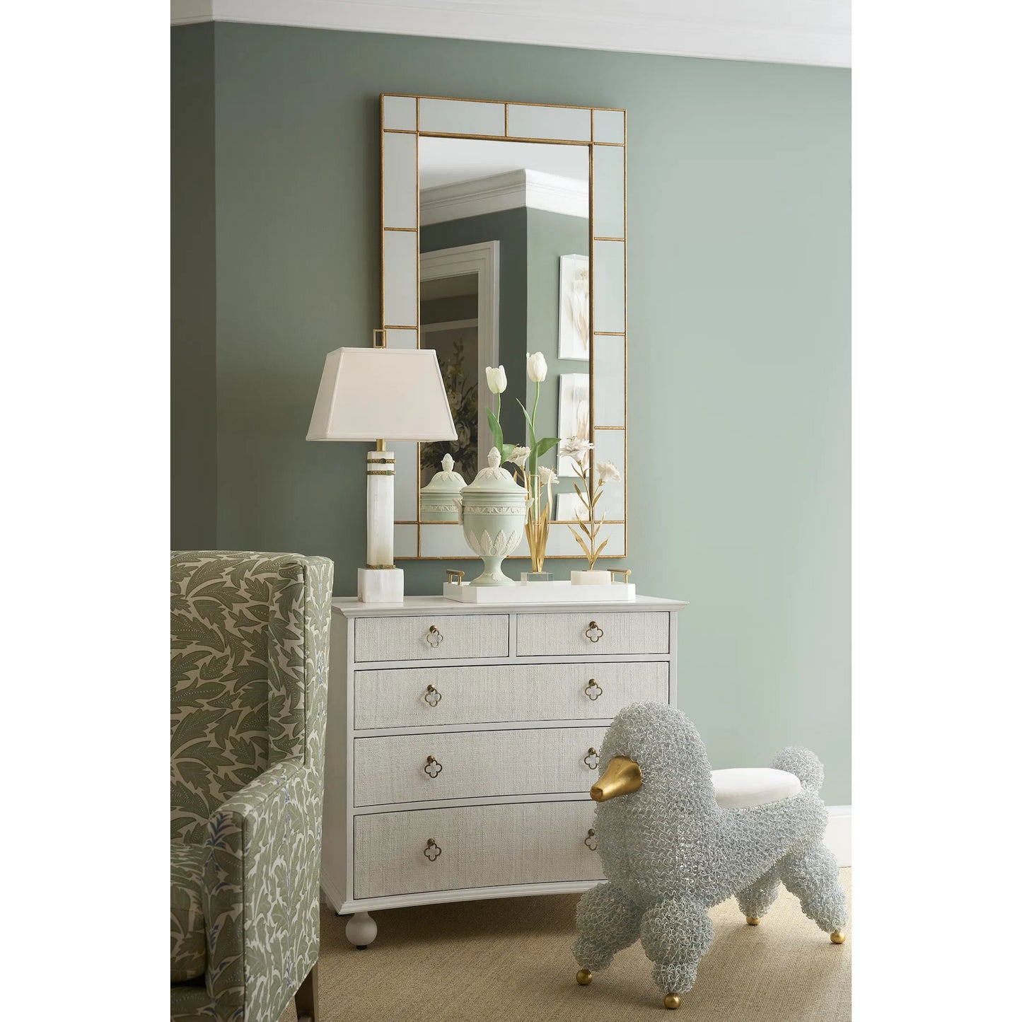 004 SI-2334664 | Lifestyle | Alabaster Column Lamp with Gold/Stone Rings by Chelsea House in white, cream, gold and natural white, green, textured brass. Made from unique in a modern style.