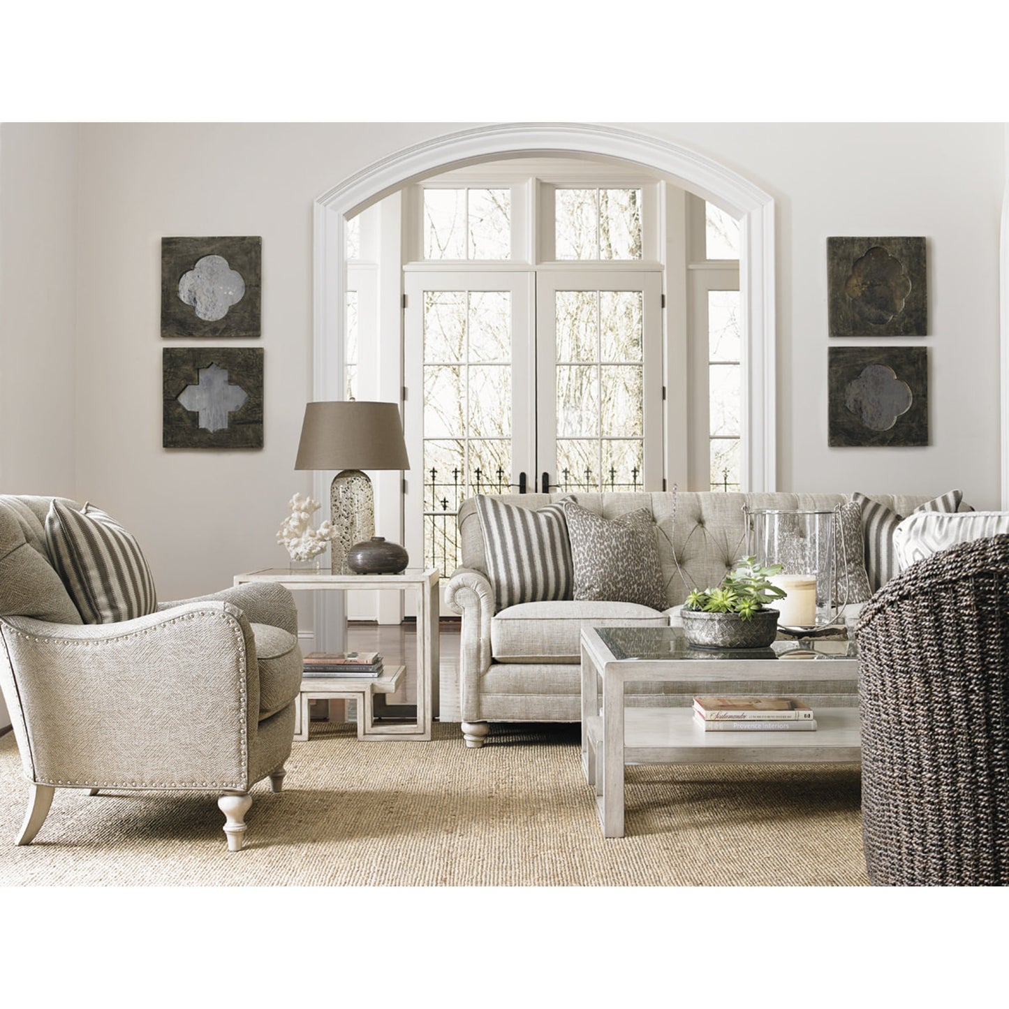 005 SR-835637 | Lifestyle | Saddlebrook Rectangular Cocktail Table by Lexington. Made from unique in a transitional style.