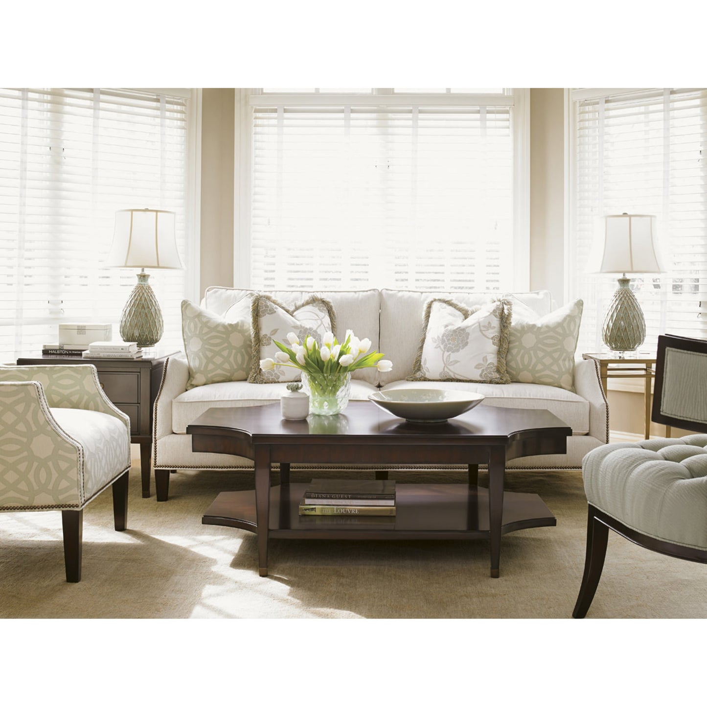 004 SR-835620 | Lifestyle | Richmond Rectangular Cocktail Table by Lexington in ribbon stripe mahogany. Made from unique in a traditional style.