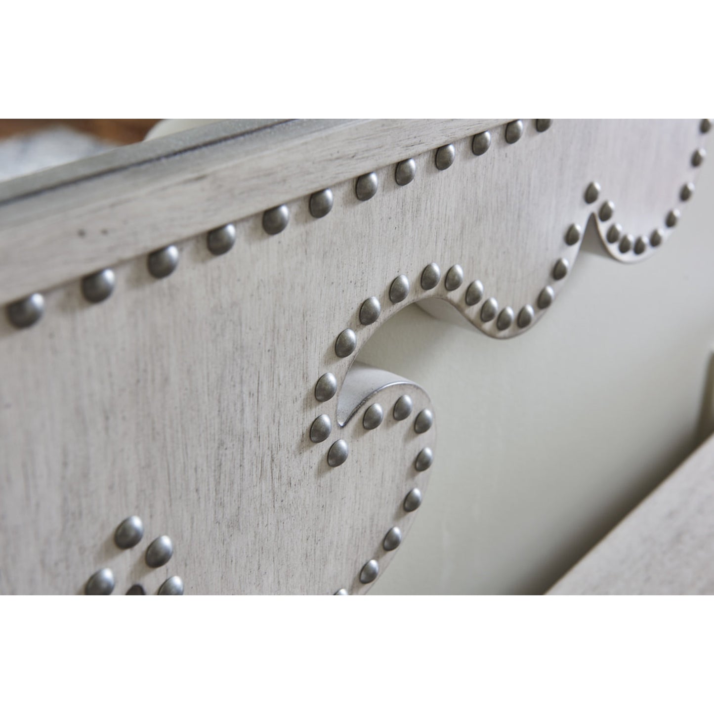 002 SR-835421 | Additional Silo | Hempstead Vertical Mirror by Lexington in seashell. Made from unique in a transitional style.