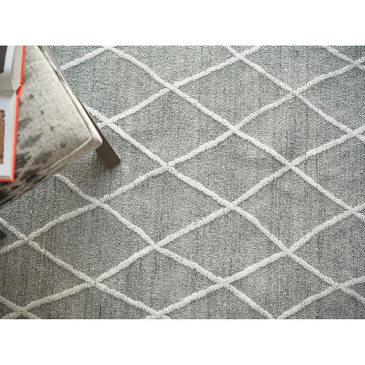 Kodiak Rug by Exquisite Rugs in gray, ivory. Made from new zealand wool in a unique style.