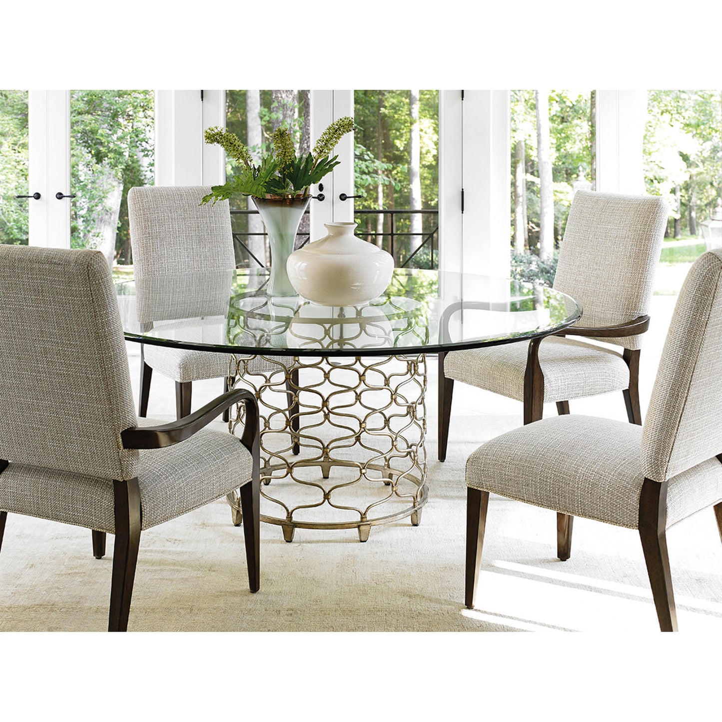 008 SR-835177 | Lifestyle | Bollinger Round Dining Table by Lexington in silver leaf. Made from unique in a transitional style.