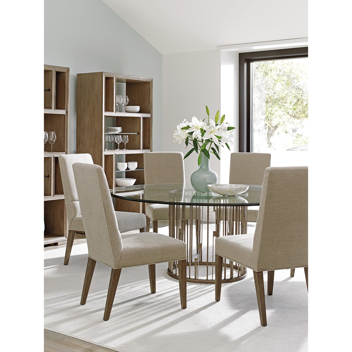 006 SR-835536 | Lifestyle | Metro Side Chair by Lexington. Made from unique in a transitional style.