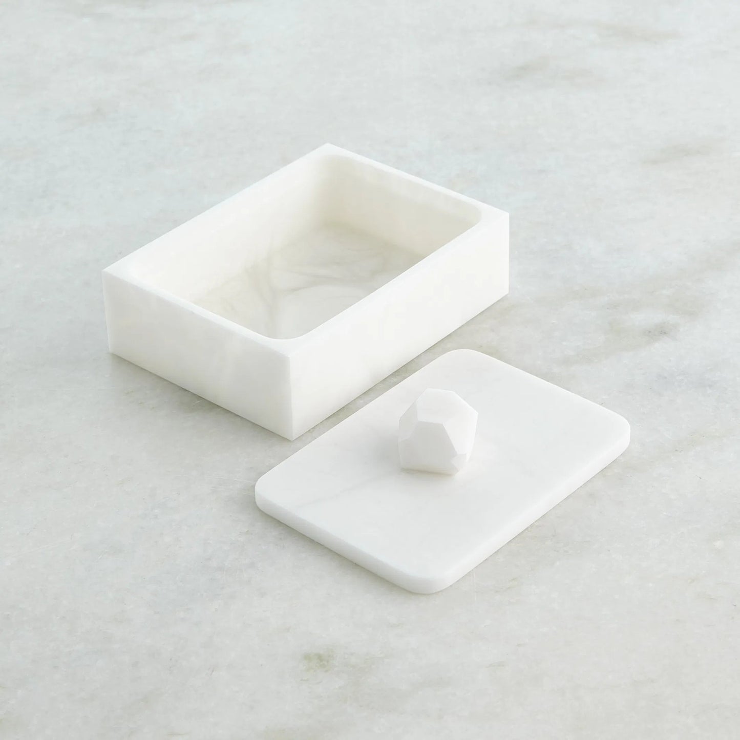 005 SI-2323531 | Lifestyle | Facet Knob Alabaster Box by Global Views in white. Made from unique in a modern style.