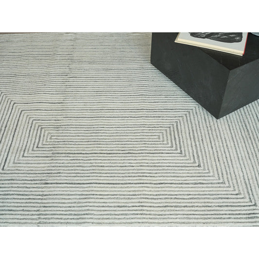 Teton 7322 Rug by Exquisite Rugs in gray, ivory. Made from new zealand wool in a unique style.