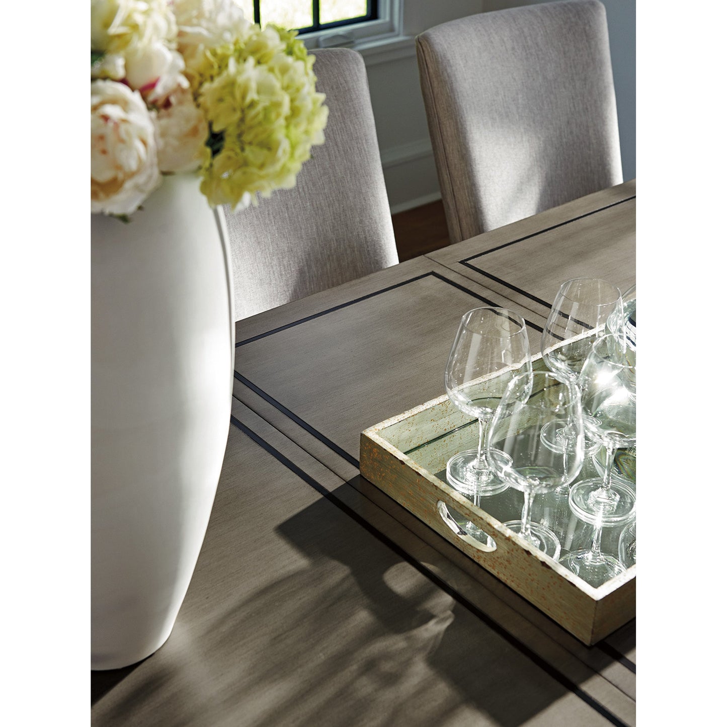 008 SR-835248 | Lifestyle | Chateau Dining Table by Lexington. Made from unique in a modern style.