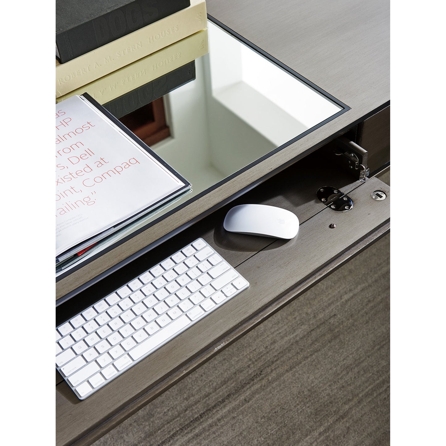 004 SR-835358 | Lifestyle | Foreau Writing Desk by Lexington. Made from unique in a transitional style.