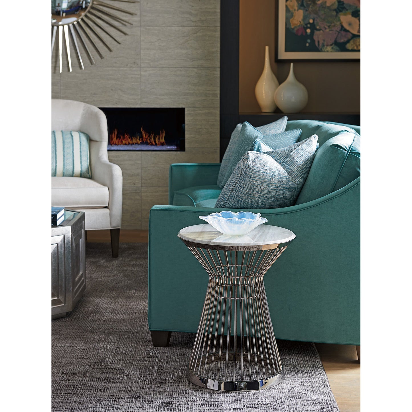 008 SR-835521 | Lifestyle | Martini Stainless Accent Table by Lexington in polished silver. Made from unique in a modern style.