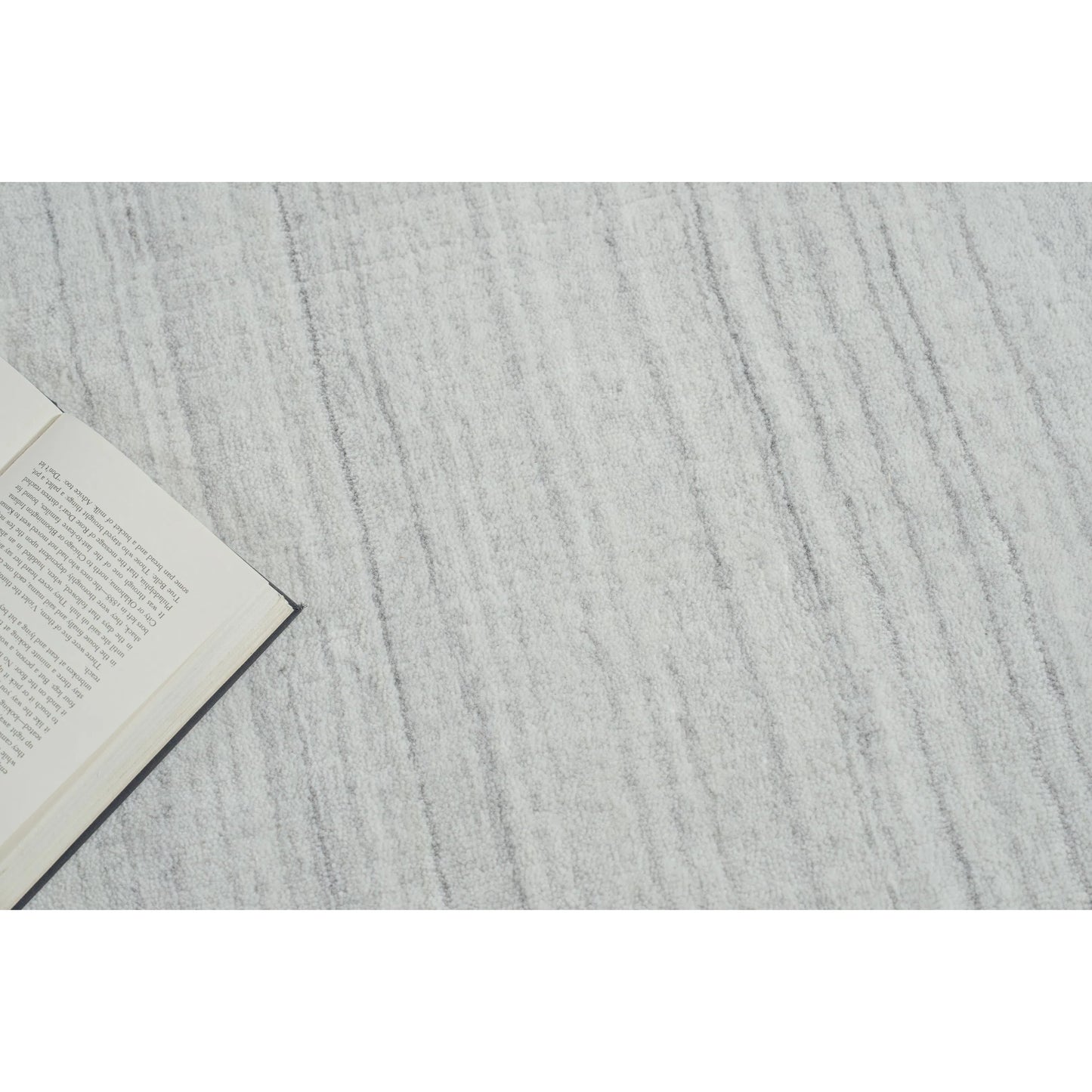 007 SI-2543614,SI-2543615,SI-2543618,SI-2543619 | Lifestyle | Serenity 7391 Indoor/Outdoor Rug by Exquisite Rugs in ivory, gray. Made from pet in a unique style.