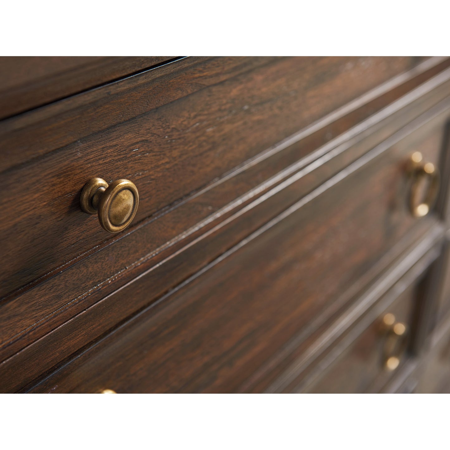 002 SI-1823465 | Additional Silo | Sereno Triple Dresser by Lexington in walnut. Made from unique in a traditional style.