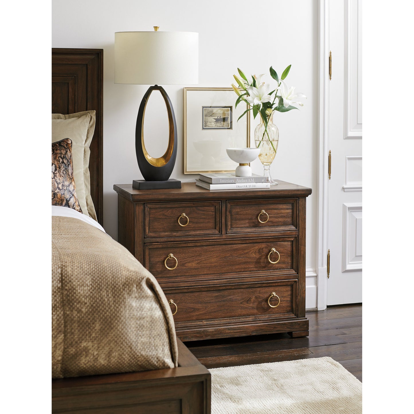 004 SI-1823430 | Lifestyle | Cupertino Bachelors Chest by Lexington in walnut. Made from unique in a traditional style.