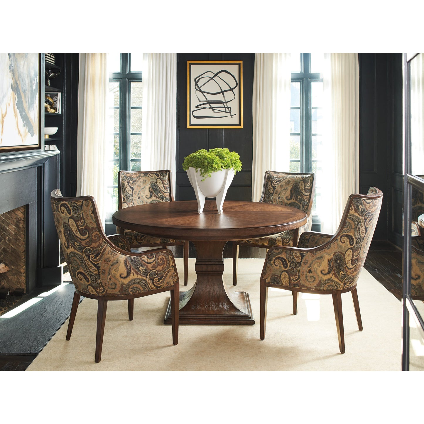 010 SI-1823461 | Lifestyle | Palo Alto Dining Table by Lexington in walnut. Made from unique in a traditional style.