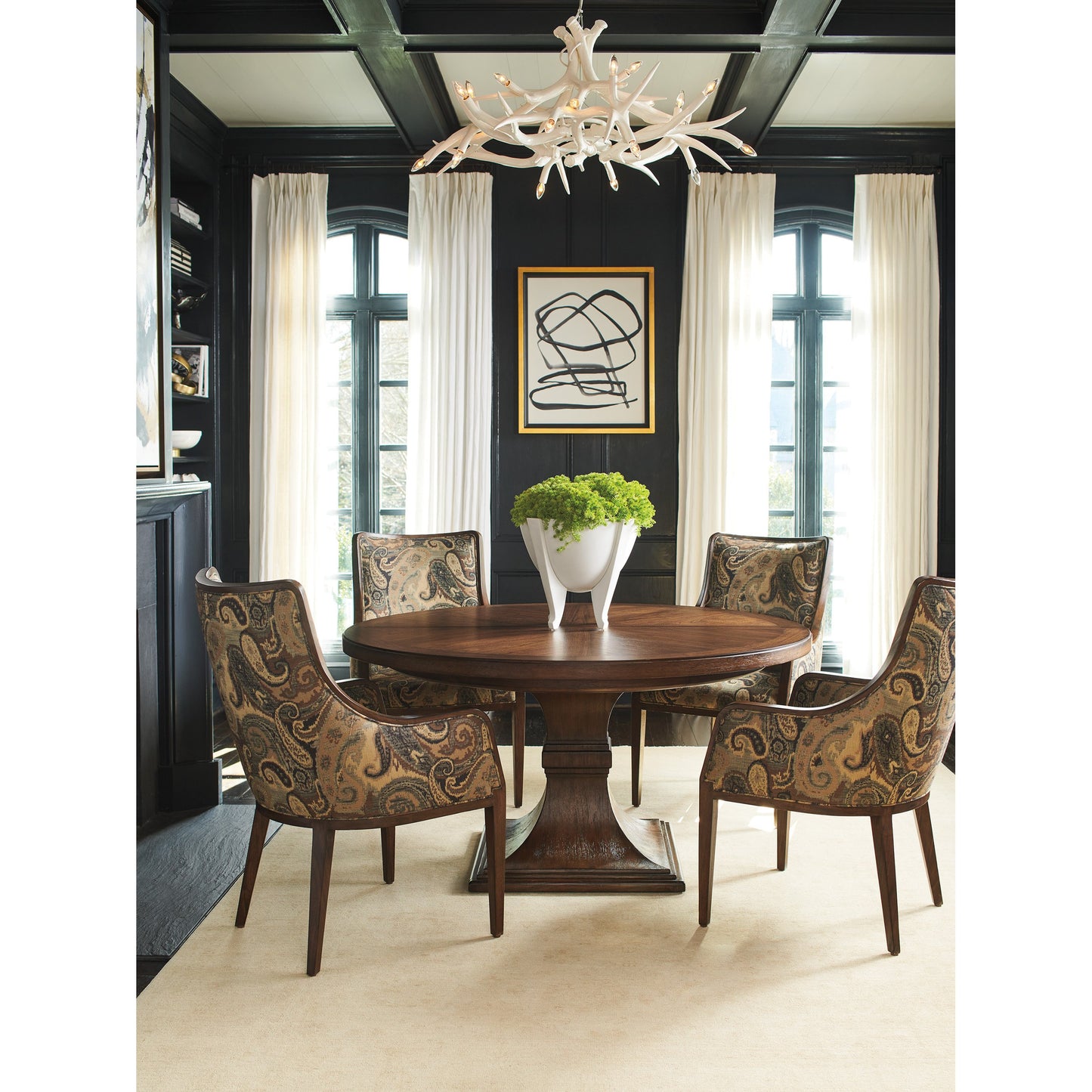 011 SI-1823461 | Lifestyle | Palo Alto Dining Table by Lexington in walnut. Made from unique in a traditional style.