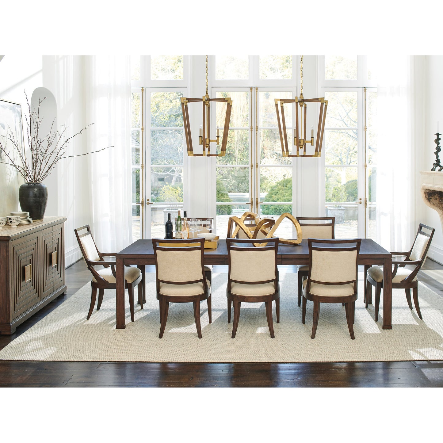 004 SI-1823433 | Lifestyle | Driscoll Arm Chair by Lexington. Made from unique in a transitional style.