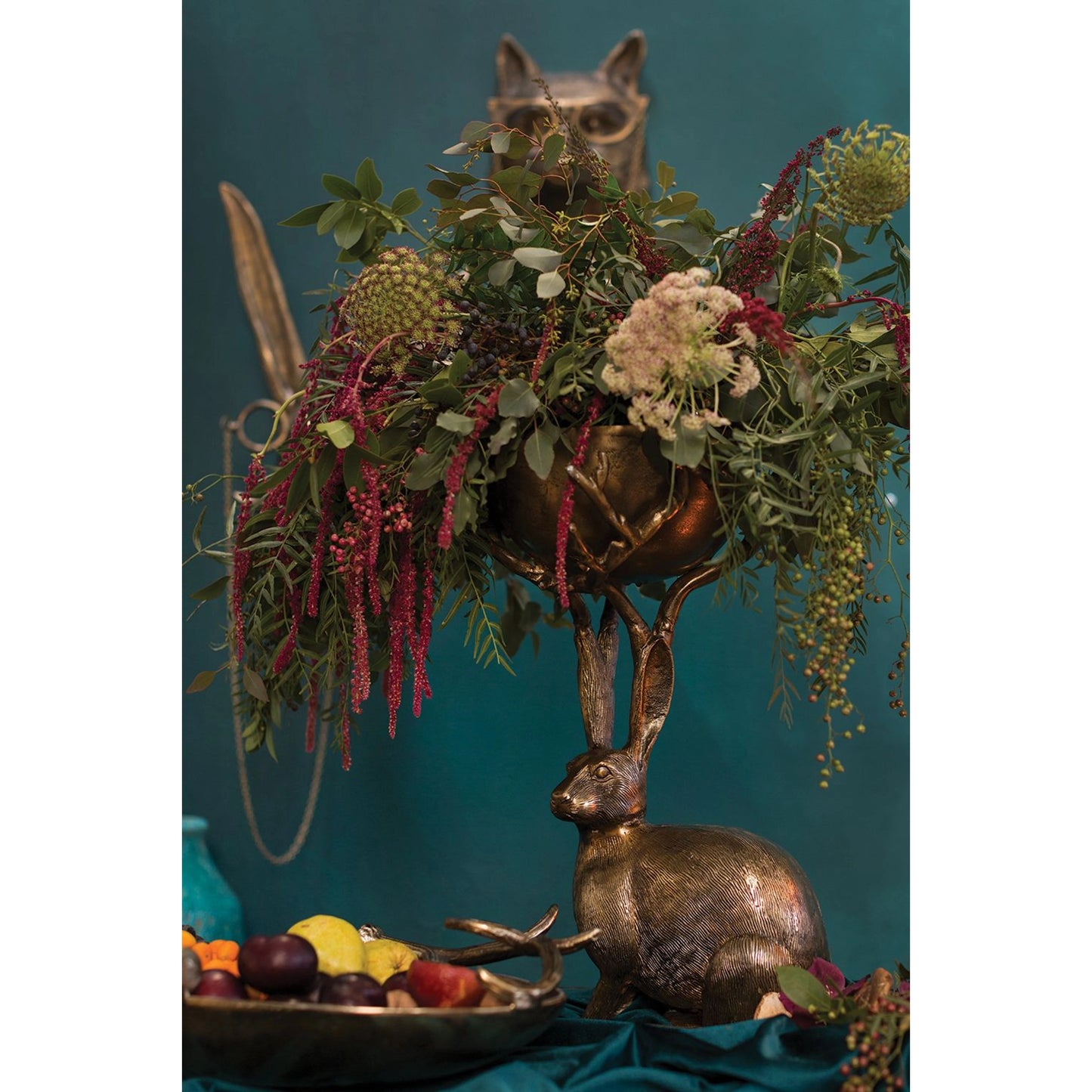 004 SI-2083666 | Lifestyle | E+E Eric Branch Bowl by Accent Decor in gold. Made from metal in a modern style.