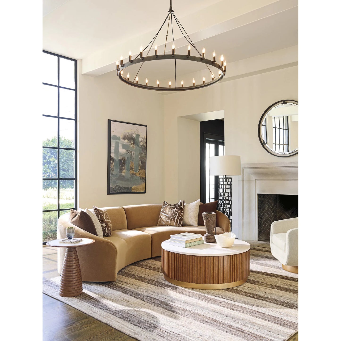 009 SI-2371262 | Lifestyle | Avenida Round Cocktail Table by Lexington. Made from unique in a transitional style.