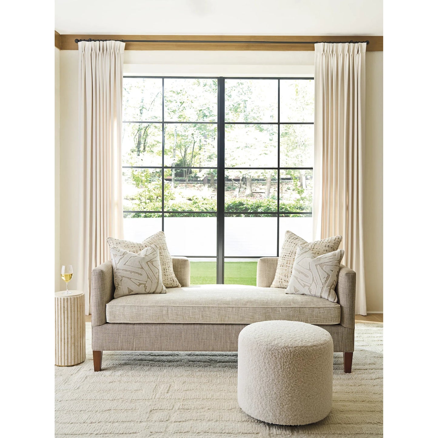 003 SI-2371284 | Lifestyle | Three Arch Swivel Ottoman by Lexington. Made from unique in a transitional style.