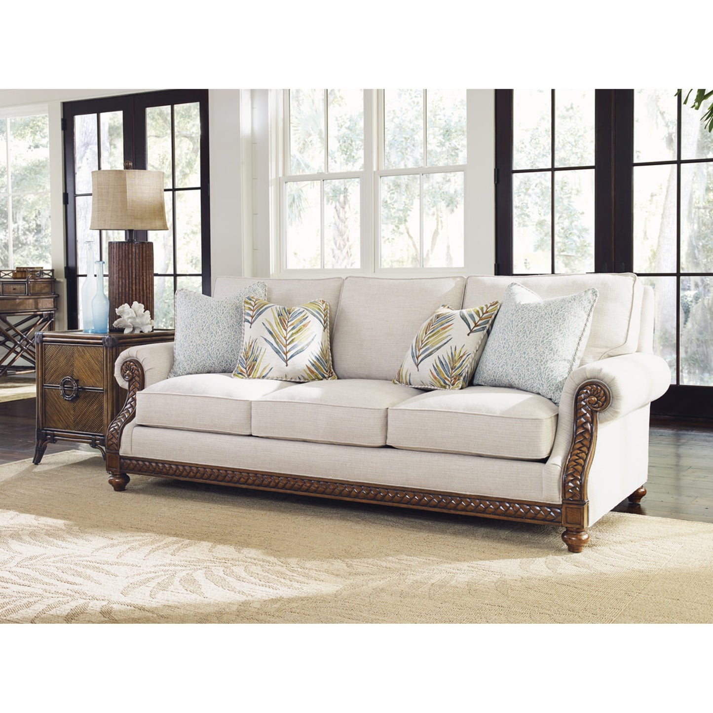 004 SR-835991 | Lifestyle | Bungalow Chairside Chest by Tommy Bahama Home. Made from unique in a coastal style.
