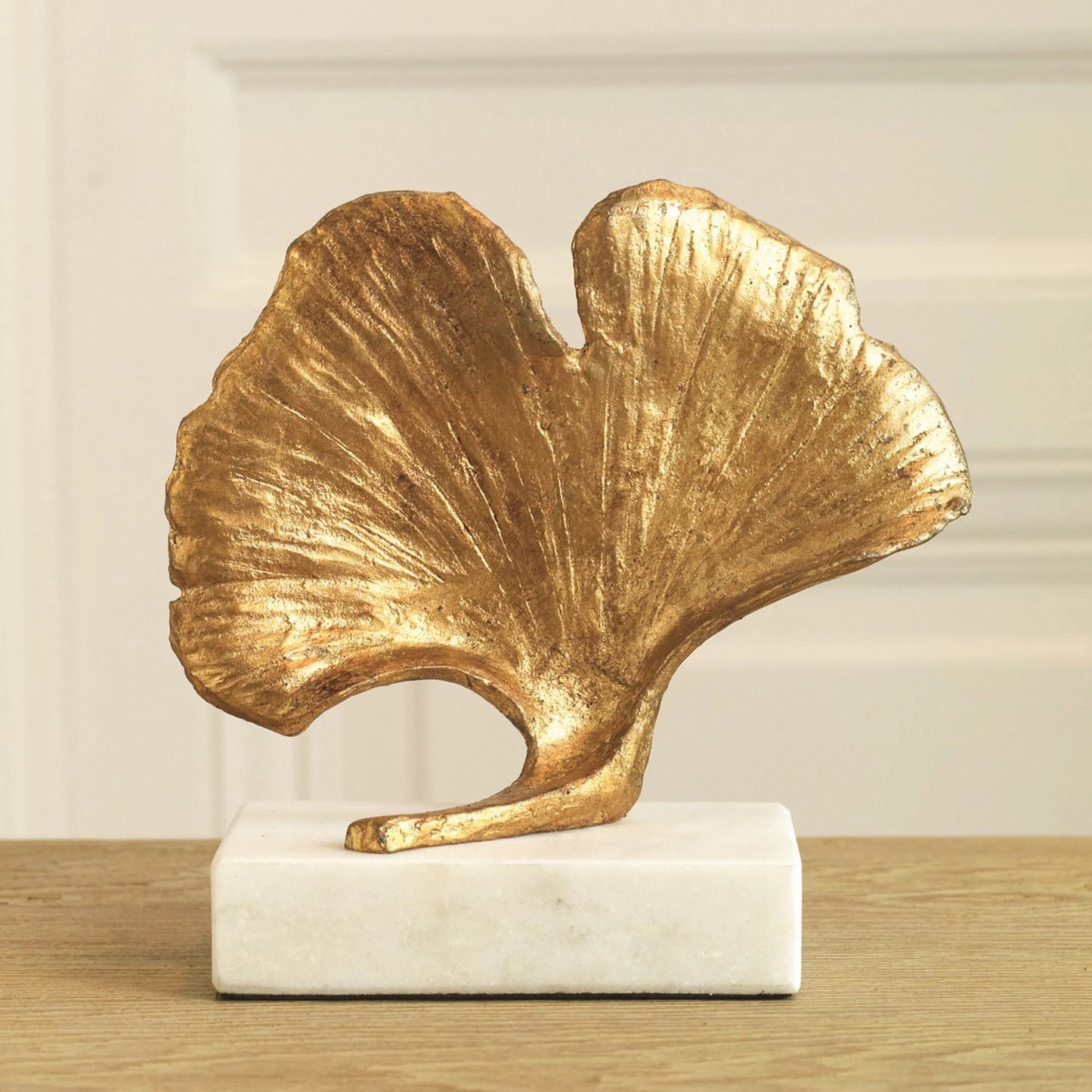 004 SR-701314 | Lifestyle | Ginkgo Leaf Objet by Global Views. Made from unique in a eclectic & global style.