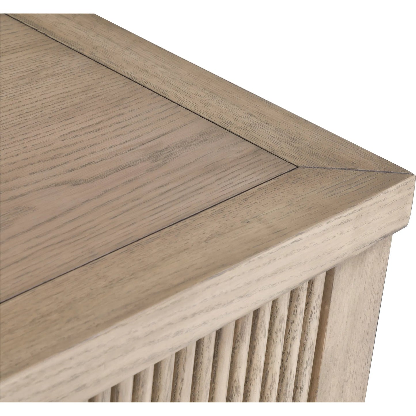 007 SI-2635789 | Closeup | Everett 7-Drawer Dresser by Fairfield Chair in brown and biscotti. Made from red oak solids, veneers in a unique style.