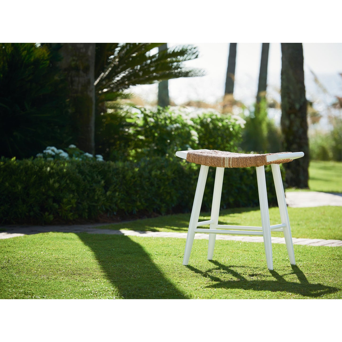 005 SR-813095 | Lifestyle | Coastal Living Counter Stool by Coastal Living by Universal Furniture in white and sailcloth. Made from woven abaca in a coastal style.