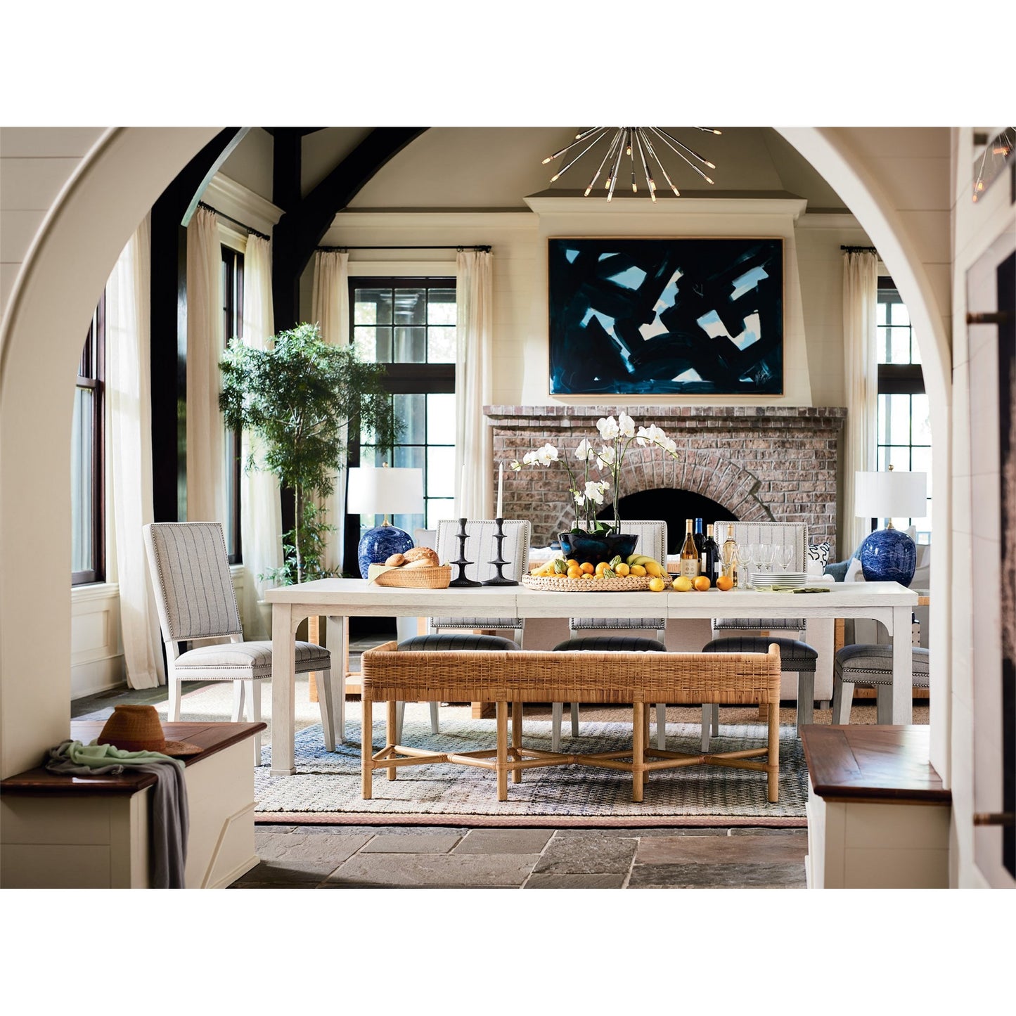 008 SR-813103 | Lifestyle | Coastal Living Homecoming Dining Table by Coastal Living by Universal Furniture in na and sandbar. Made from unique in a transitional style.