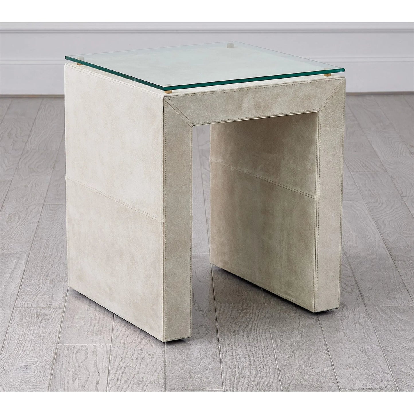 004 SI-2324181 | Additional Silo | Posh Side Table by Global Views in red and brass. Made from unique in a unique style.