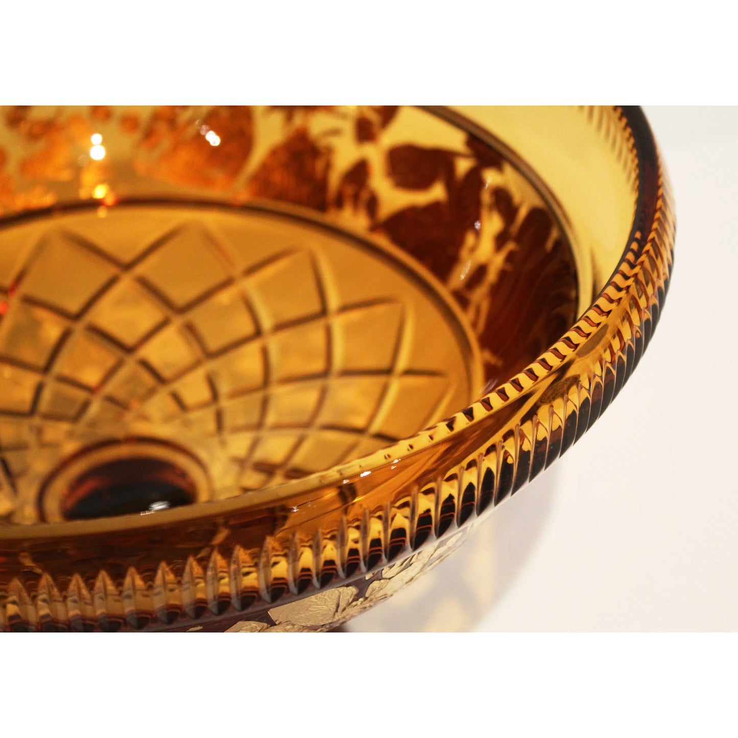 003 SI-2015869 | Closeup | Hekte Bowl by Maitland-Smith. Made from unique in a traditional style.