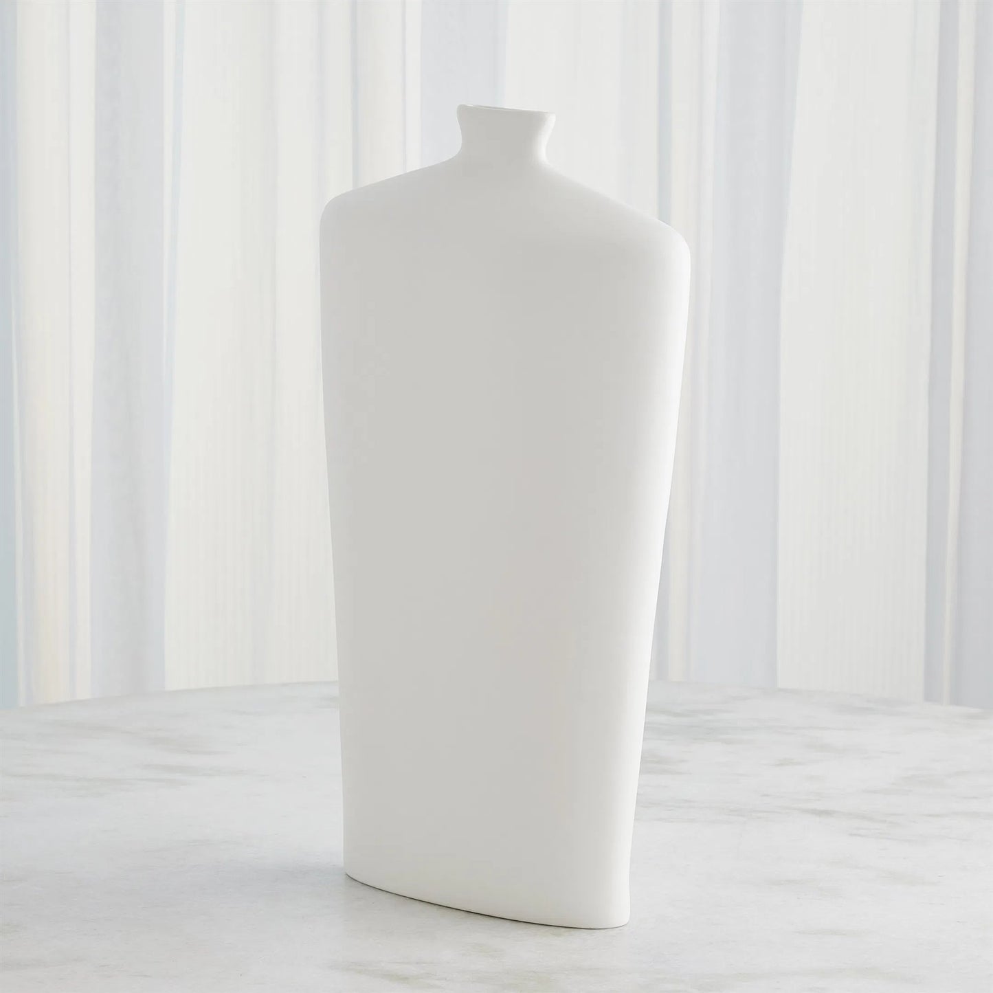 019 SI-2324558 | Additional Silo | Terzo Vase by Global Views in matte white. Made from unique in a modern style.