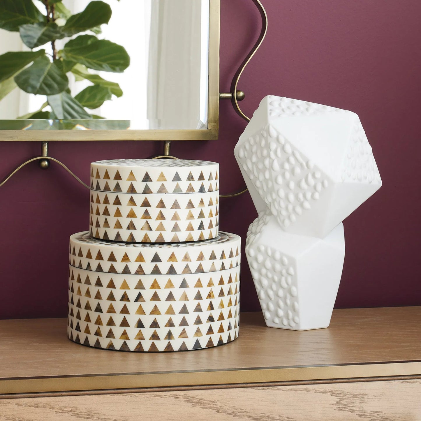 015 SR-702230,SR-702231 | Additional Silo | Triangle Round Stripe Box by Global Views. Made from mdf in a eclectic & global style.