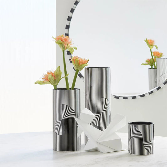 Angular Outcrop Sculpture by Global Views in white. Made from unique in a modern style.