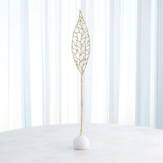 Sprig Sculpture by Global Views in white and marble. Made from unique in a modern style.