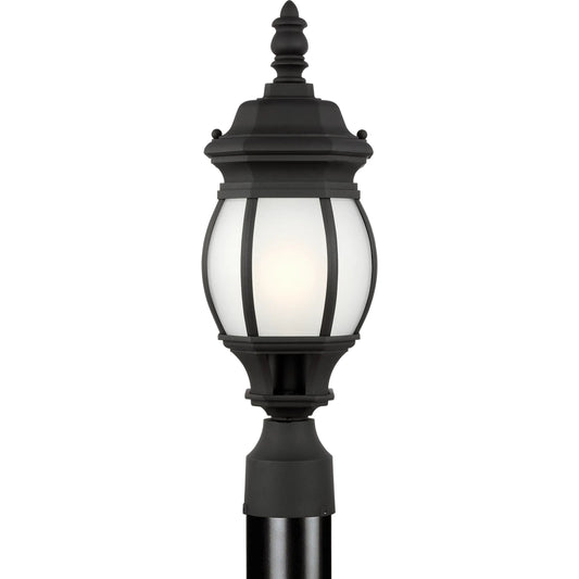 Wynfield Small One Light Outdoor Post Lantern by Visual Comfort & Co. in black. Made from die cast aluminum in a cottage & farmhouse style.