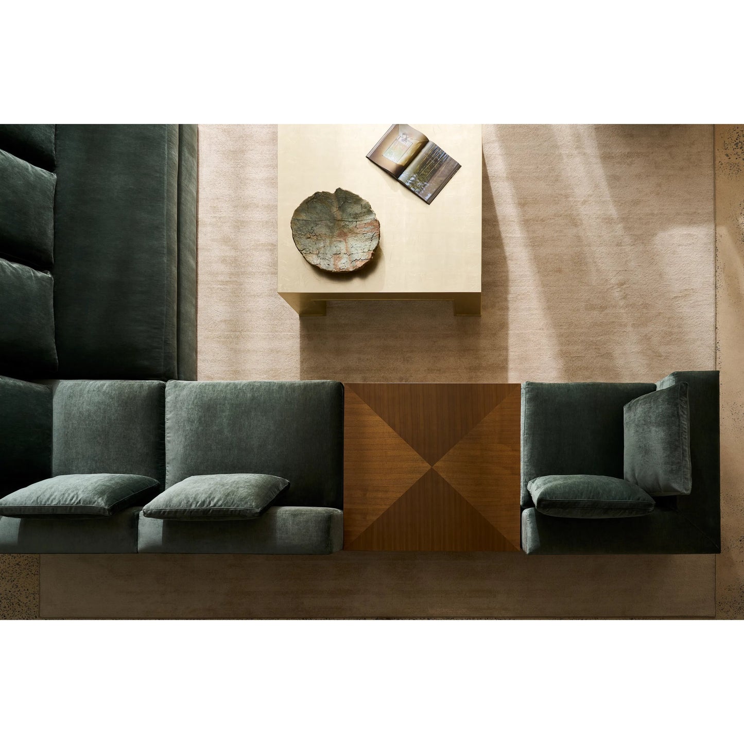 004 SI-2370742 | Lifestyle | Bello Square Cocktail Table by Caracole in retro walnut. Made from unique in a transitional style.