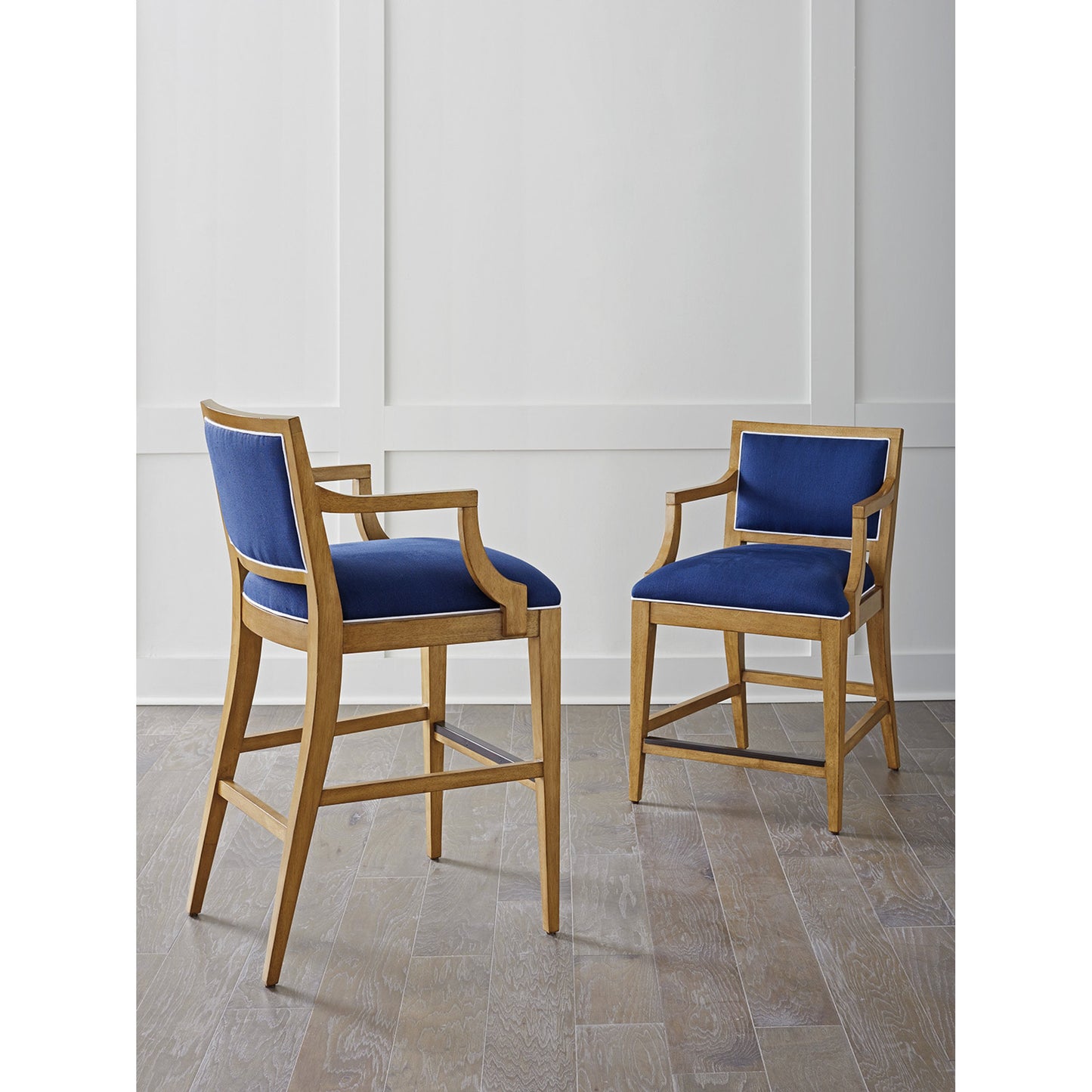 010 SR-834877 | Lifestyle | Eastbluff Upholstered Bar Stool by Lexington. Made from unique in a transitional style.