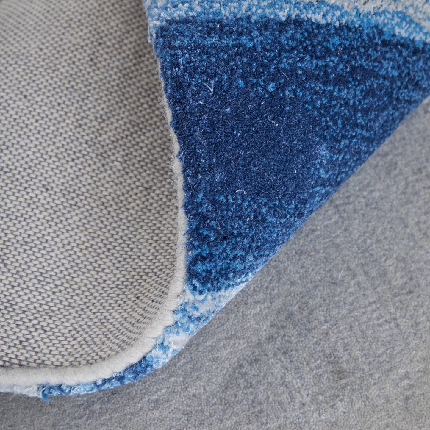 003 SI-2238428,SI-2238429,SI-2238430,SI-2238431,SI-2238432,SI-2238433 | Closeup | Kawai Rug - KAW8984F by Feizy in blue, gray. Made from wool, viscose in a unique style.