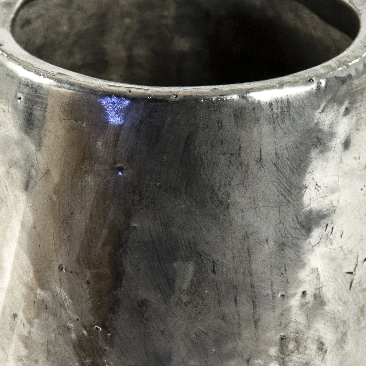 007 SR-900156,SR-900157 | Additional Silo | Distressed Metallic Vase by Zentique in distressed metallic silver. Made from stoneware in a transitional style.