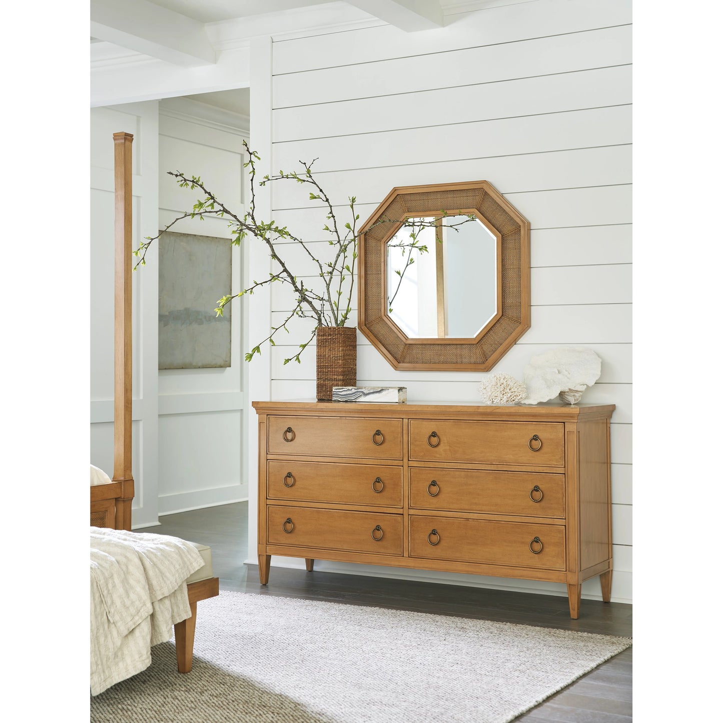 005 SI-1962803 | Lifestyle | Hobie Double Dresser by Lexington. Made from unique in a modern style.