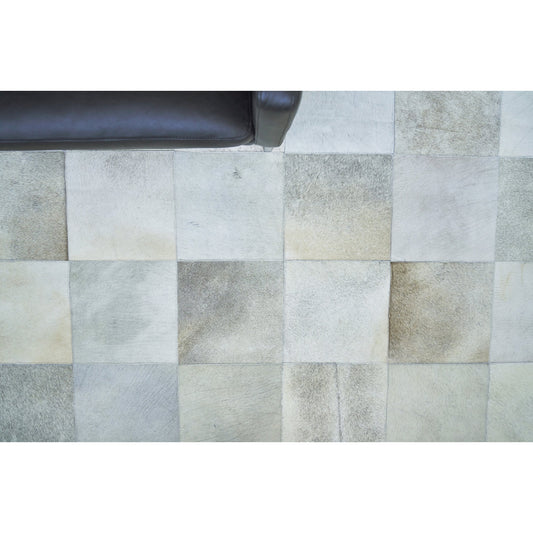Natural Hide 9756 Rug by Exquisite Rugs in silver. Made from leather hide in a unique style.