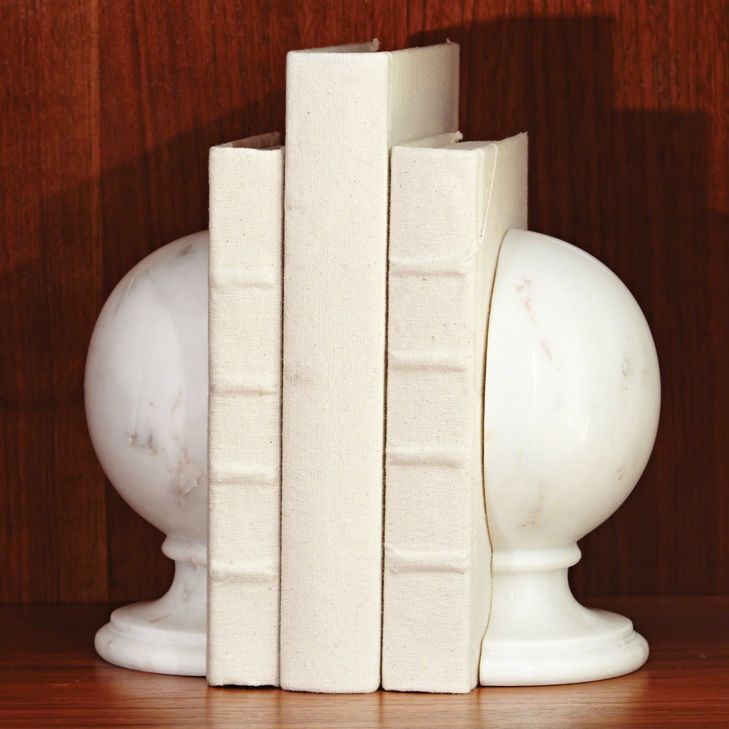002 SR-892483 | Lifestyle | Marble Sphere Bookends by Global Views. Made from marble in a transitional style.