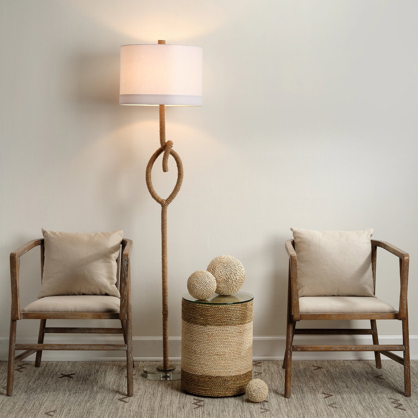009 SI-1961260 | Lifestyle | Knot Floor Lamp by Jamie Young. Made from unique in a modern style.