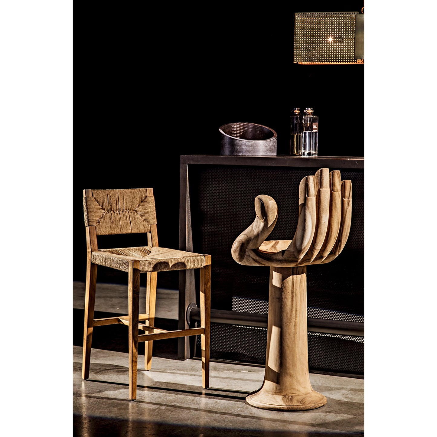 004 SI-1707217 | Lifestyle | Bran Counter Stool by Noir. Made from teak in a coastal style.