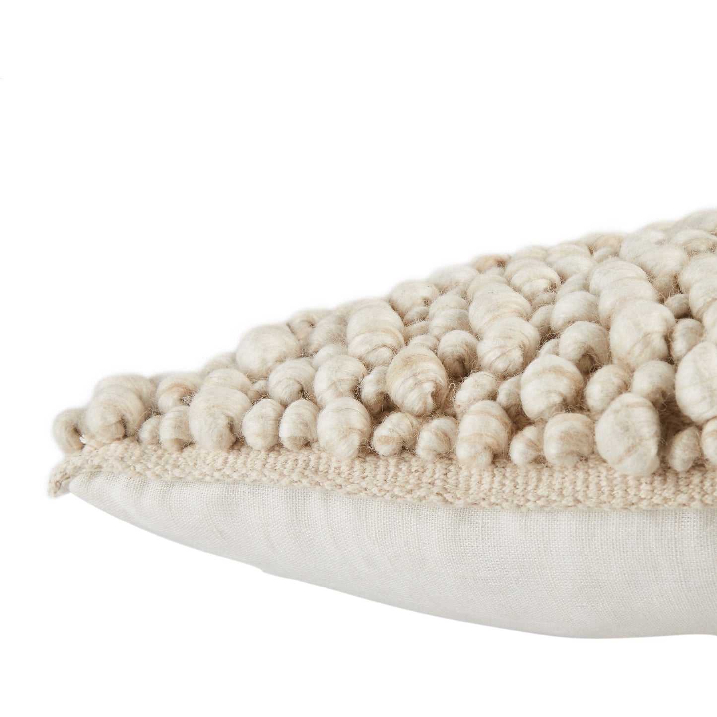 009 SR-861465,SR-861466 | Closeup | Angora AGO06 Pillow by Jaipur Living. Made from 40% wool 30% viscose 20% cotton 10% linen in a eclectic & global style.