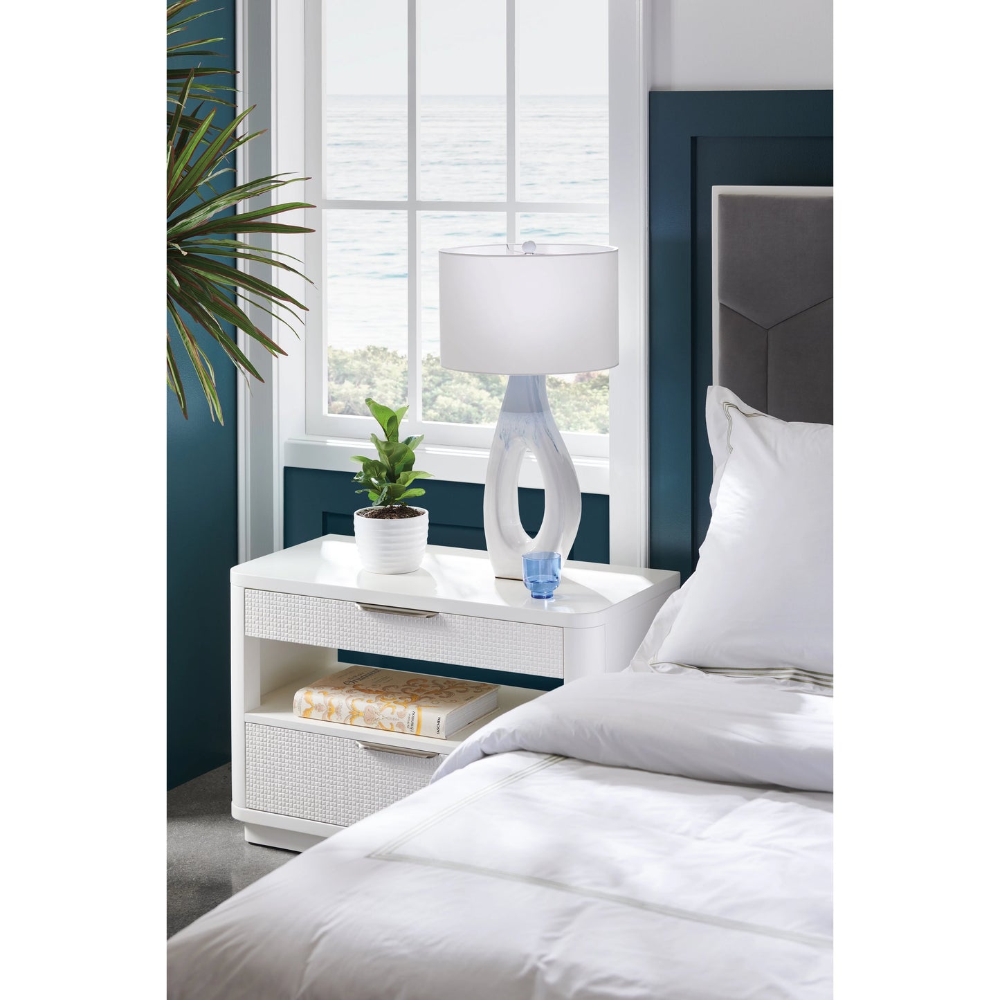 003 SI-1955697 | Additional Silo | In Touch by Caracole in cloud, white, nickel and cloud white. Made from birch, maple in a modern style.