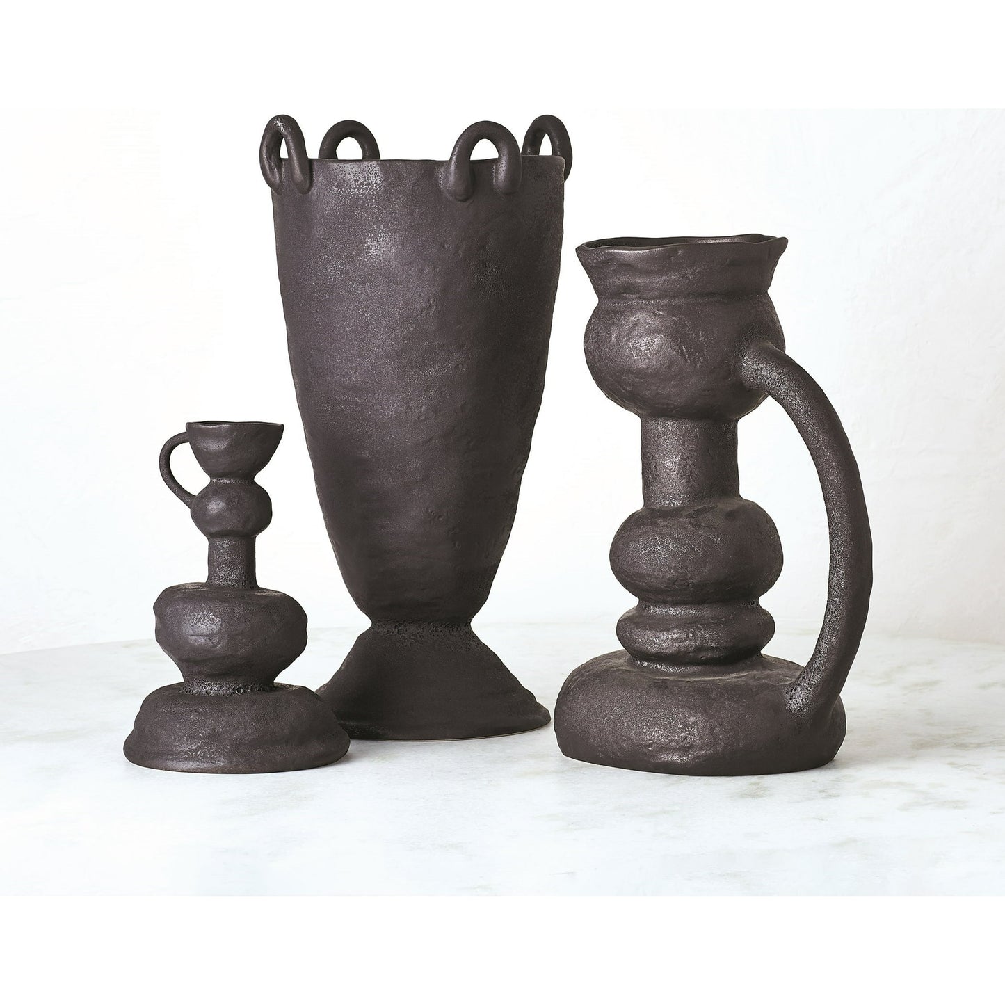 003 SR-890671 | Lifestyle | Louis Vase by Global Views. Made from ceramic in a eclectic & global style.