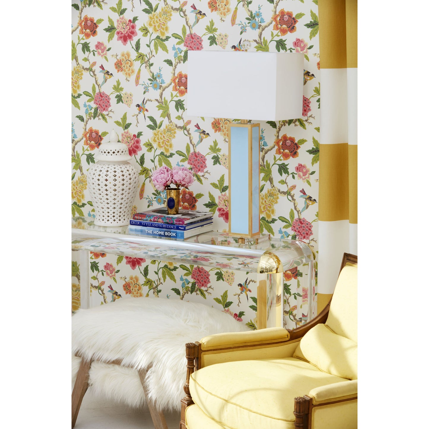 015 SR-388226 | Lifestyle | Blair Table Lamp by Couture Lamps. Made from resin, mdf, crystal in a transitional style.